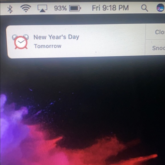 MacBook Air 2011 perfect condition - Picture 2 of 6